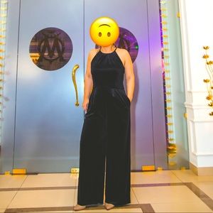 Very chic black velvet Jumpsuit